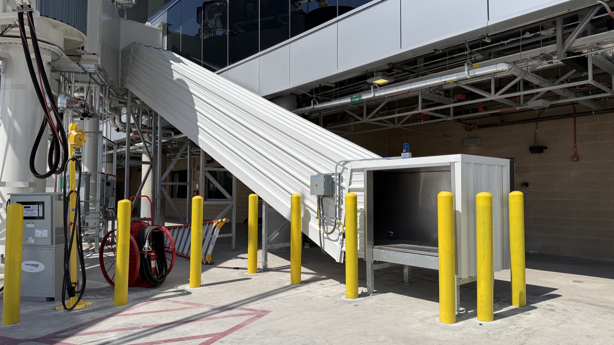 Straight Baggage Chutes